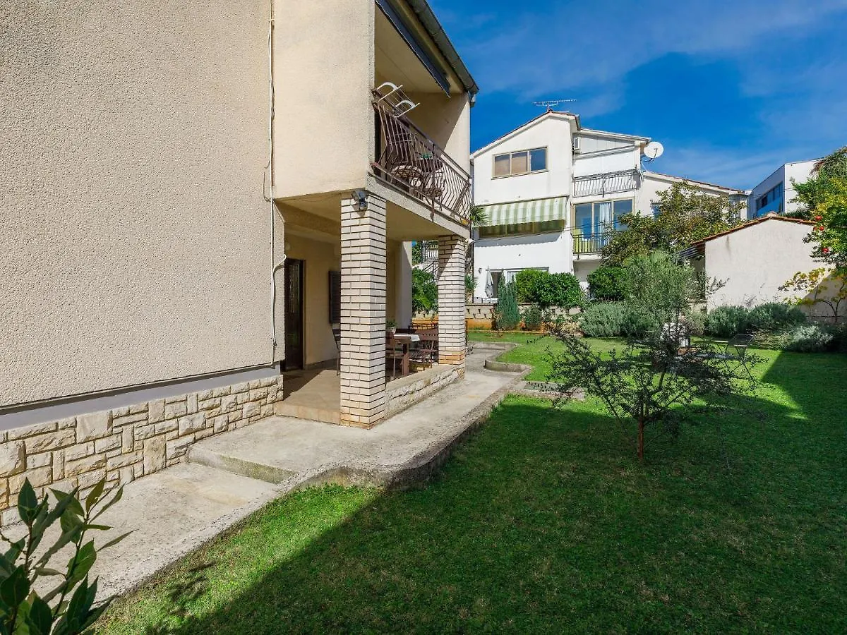 Apartment Zrinka-2 By Interhome Poreč